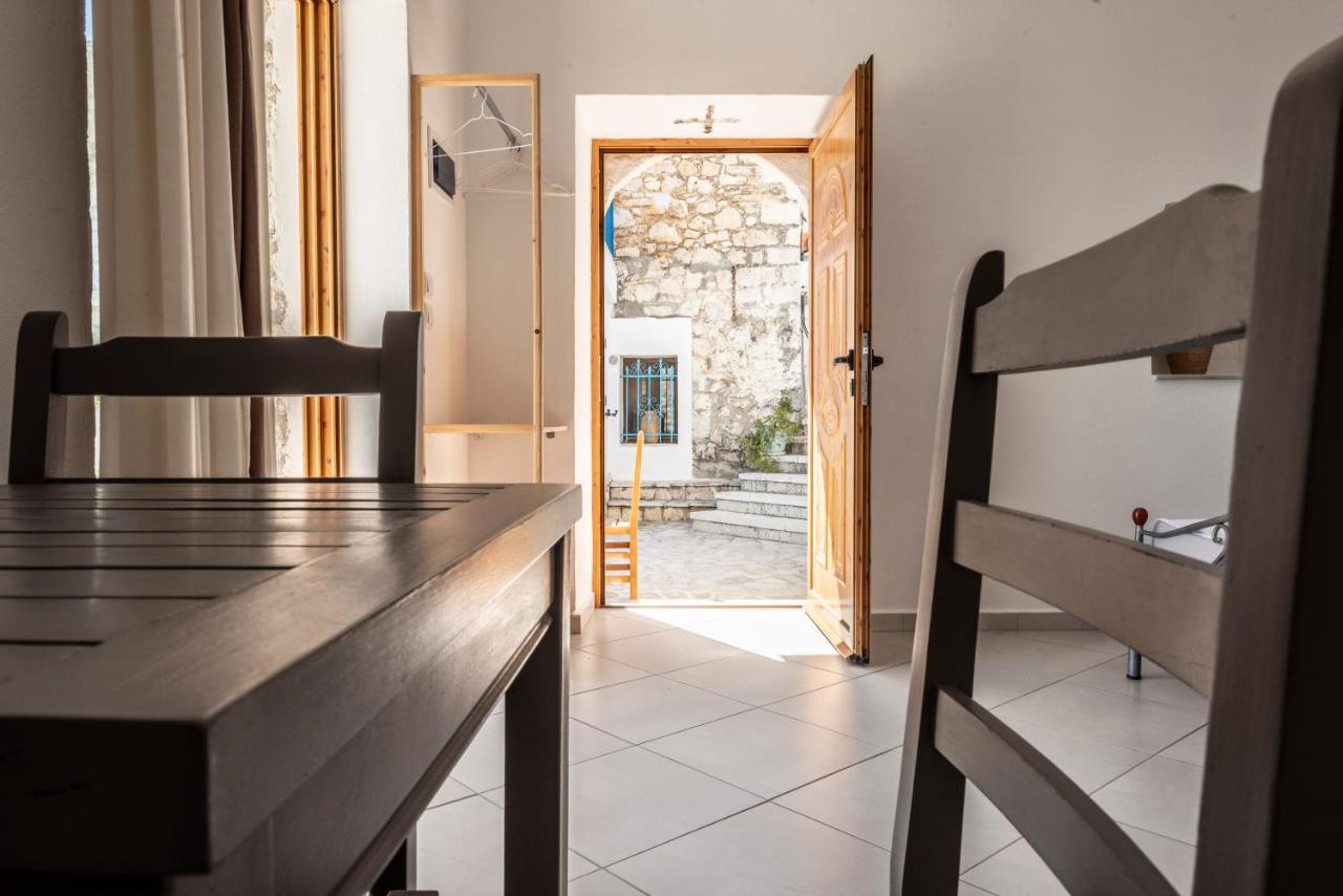 Amphora Guesthouse Хімара Екстер'єр фото