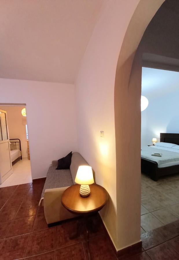 Amphora Guesthouse Хімара Екстер'єр фото